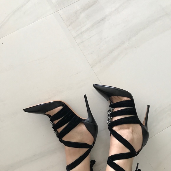 Authentic Valentino heels - Picture 9 of 16